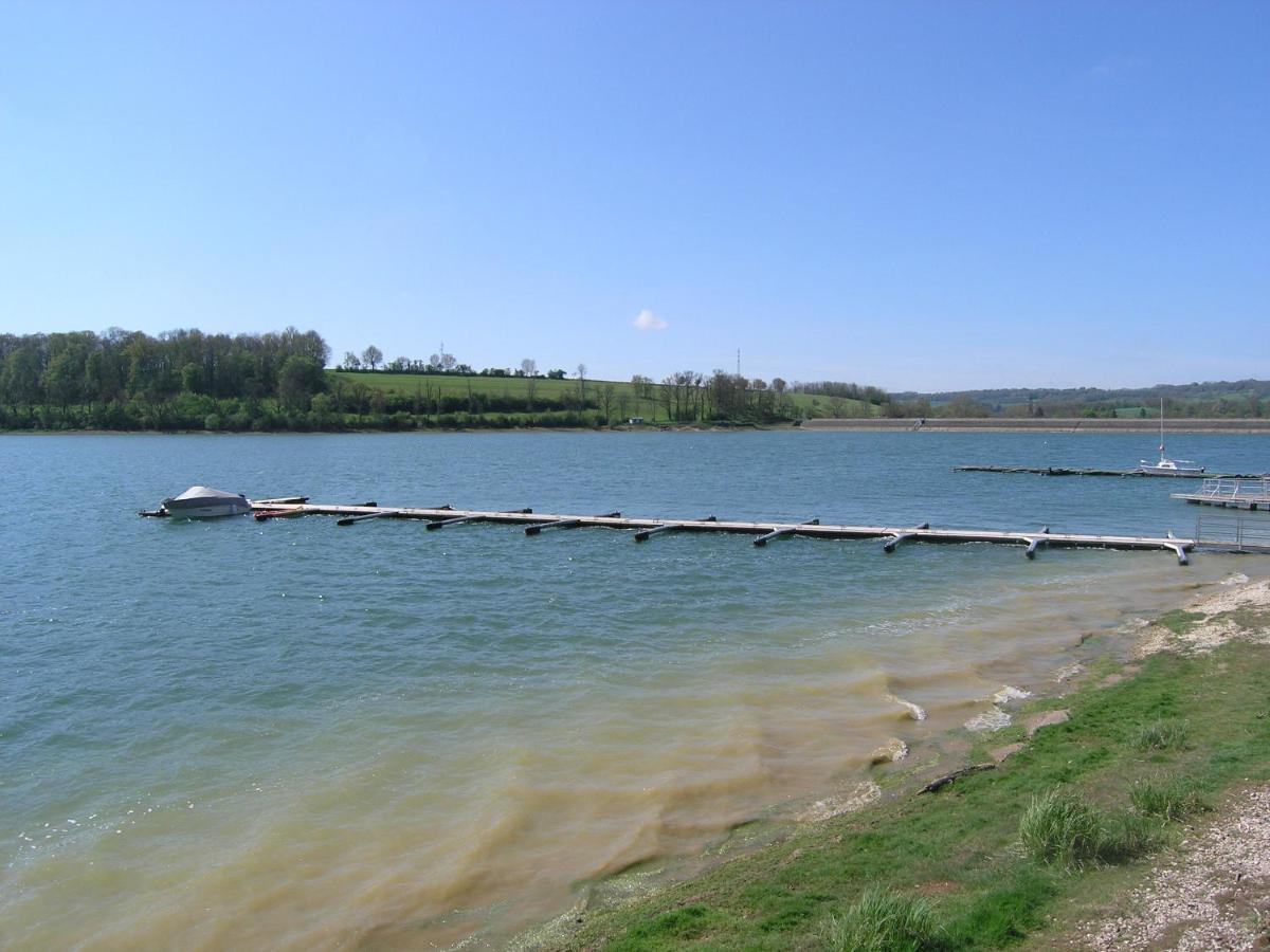 Les Jardins Des 3 Provinces- Gite Montcharvot Esterno foto