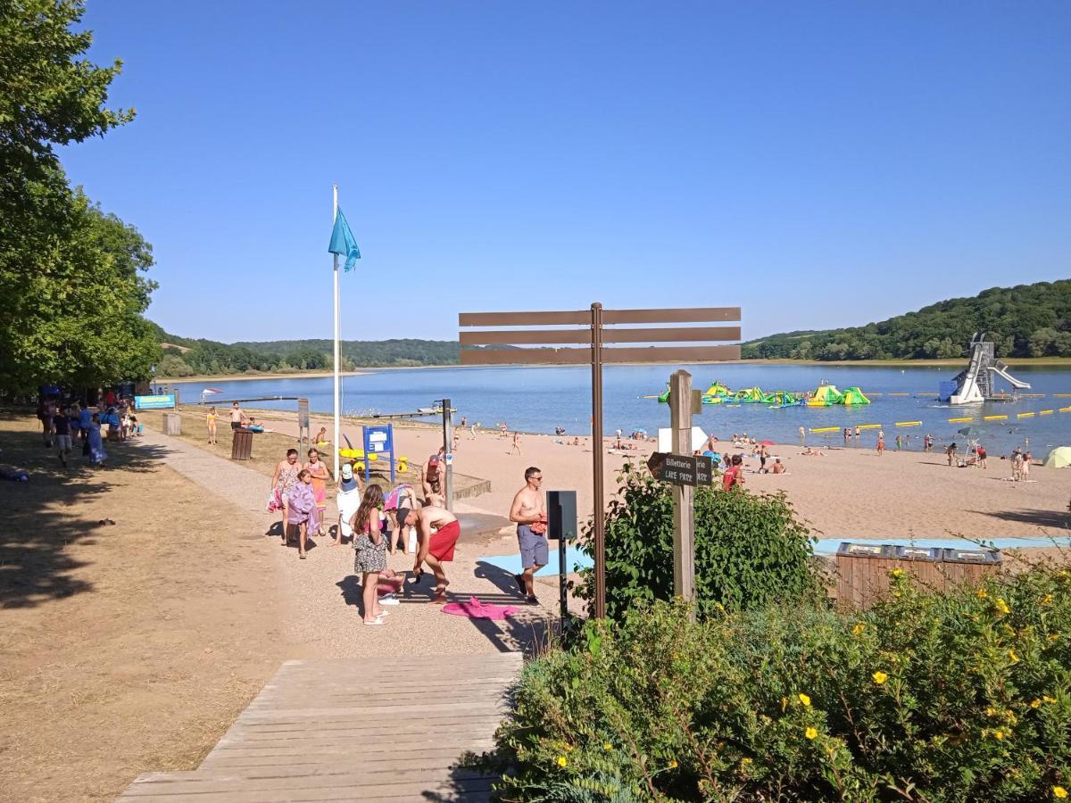 Les Jardins Des 3 Provinces- Gite Montcharvot Esterno foto